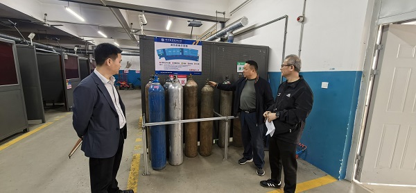 检查电焊实训室