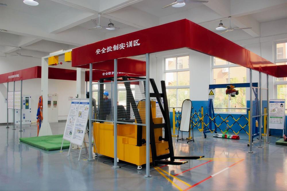 3.精益生产全景工厂全面客户评审中心