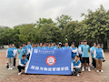 财经与物流管理学院在“一站式”学生社区开展“劳动践初心，除草迎花开”志愿服务活动