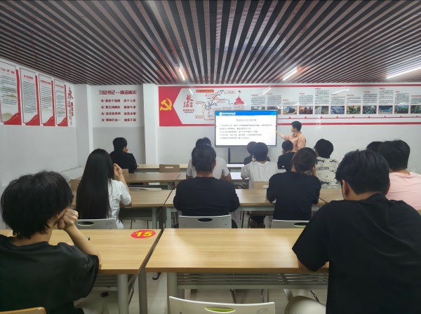 培训会现场(1)