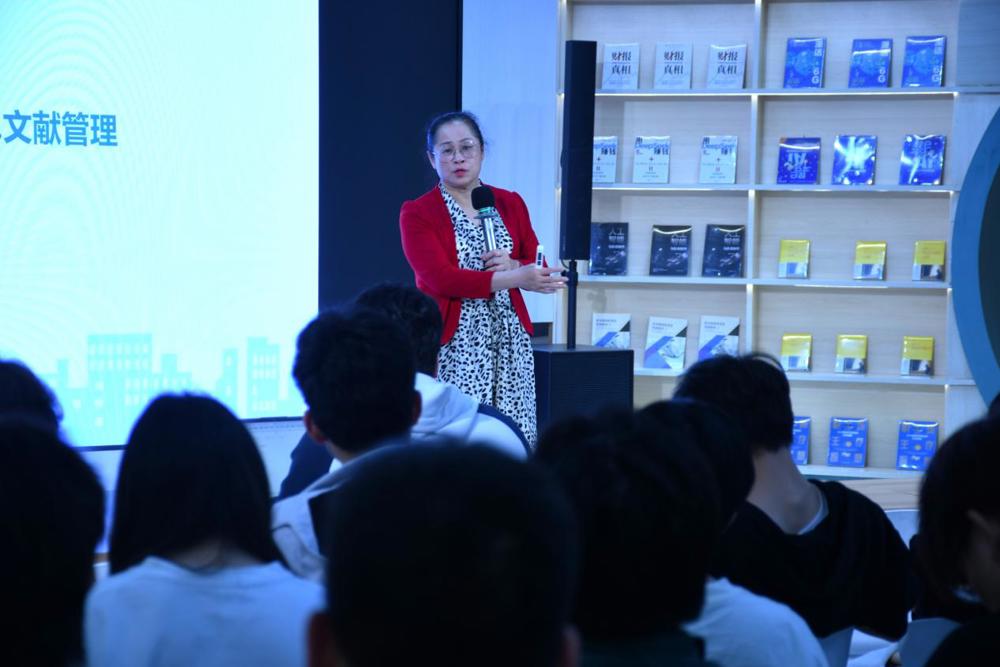 fd441c85e7fa83366c0b03cc39104f3e