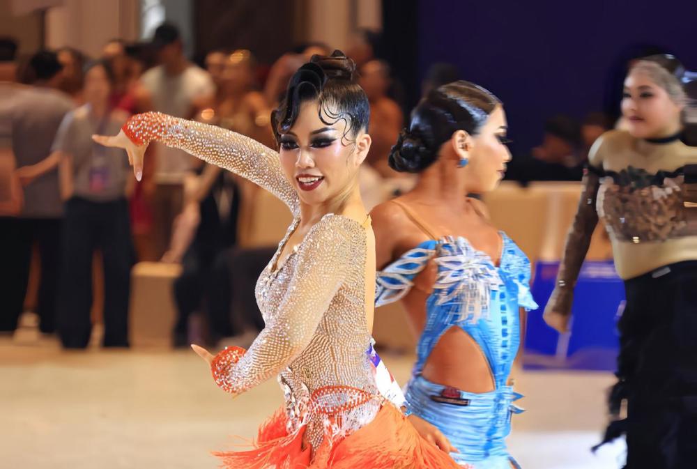 李海英拉丁舞（1）