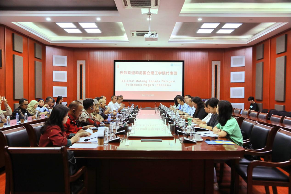 柳职大与印尼院校代表座谈交流