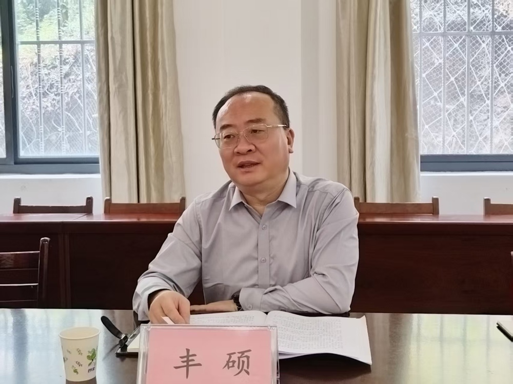 3469e8fca030c2d2e0ef85b083c3923a