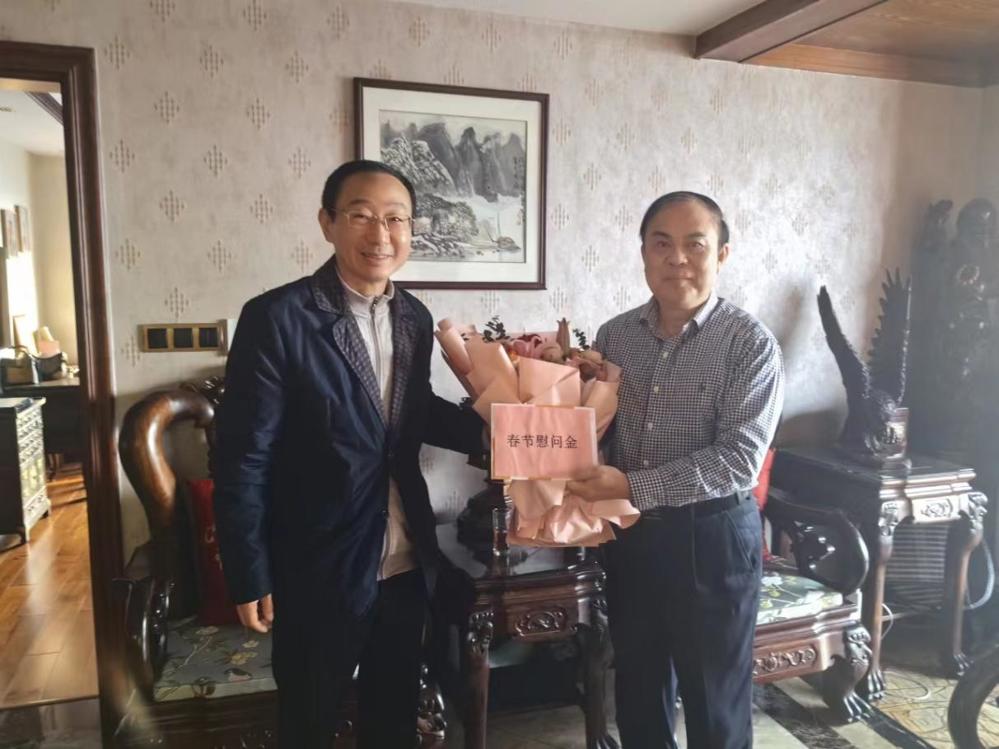 7dce17e2e76379dc2c4a27810b30824