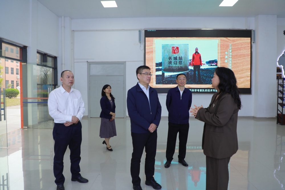 教育部职业教育发展中心主任林宇莅临米乐官网调研指导