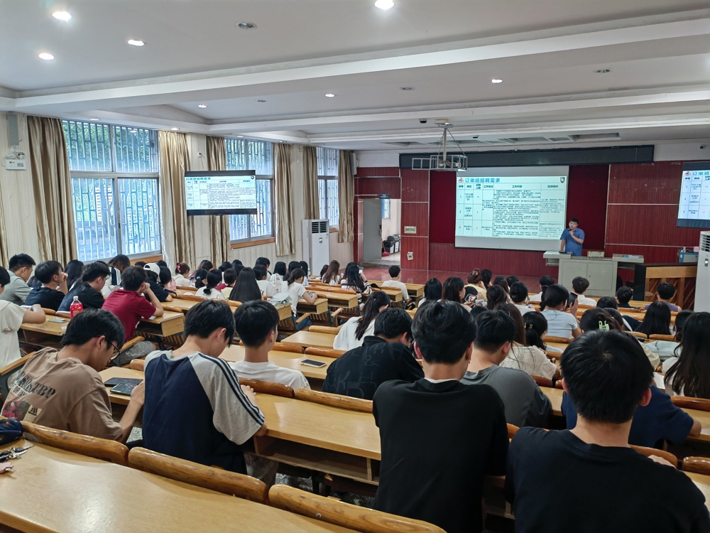 90732557dc74a157ec35c4018069c3b