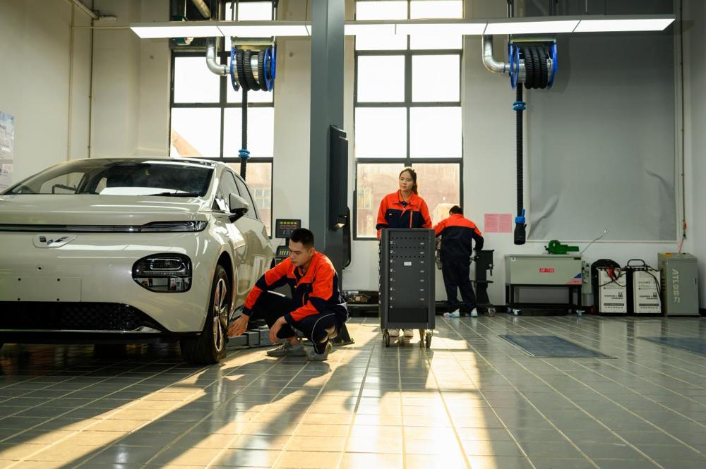 6.学生实习实景图3