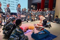 米乐官网组织2025级社湾校区全体新生开展应急救护持证培训