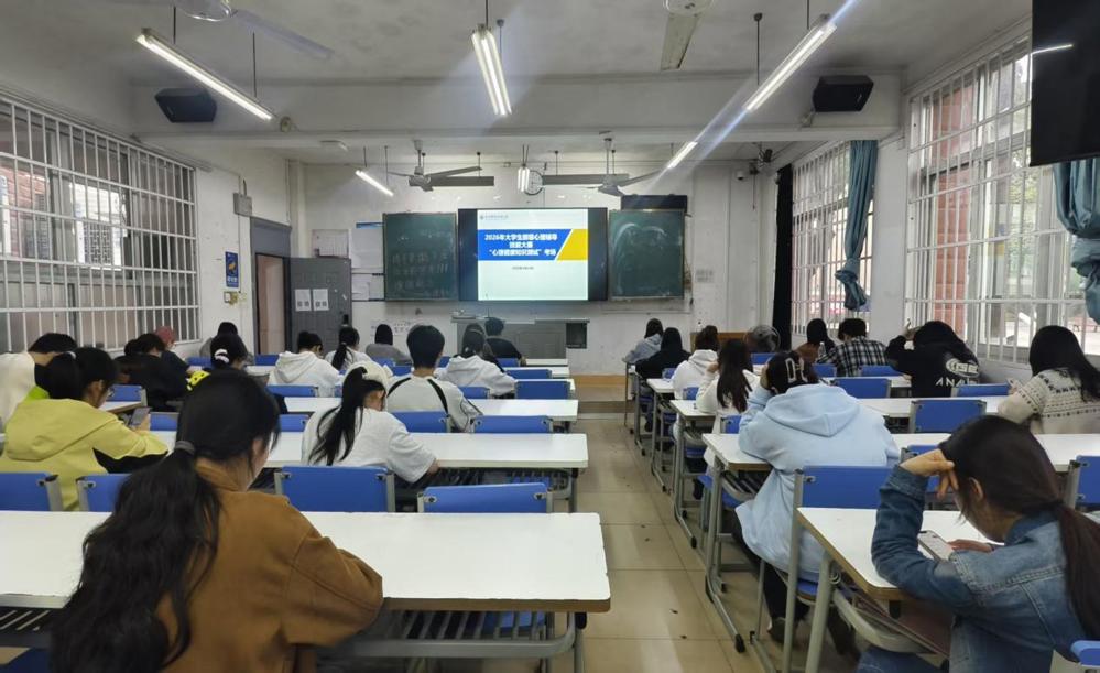 e2a2244a51f12cbf2eb4b945c017c63e