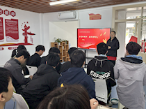 艺术学院开展“学雷锋精神，追璀璨微光”主题团日活动